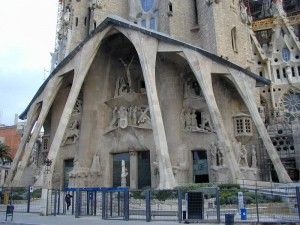 La Sagrada Familia Antoni Gaudi