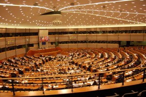Parlamento_Europeo_Bruxelles_bassa