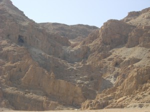 Immagine 5 Qmran, montagne attorno al rifugio degli Esseni (1)