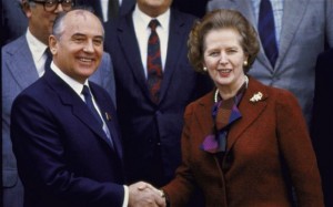 Immagine 6. Margaret Thatcher assieme al leader sovietico Mikhail Gorbachev