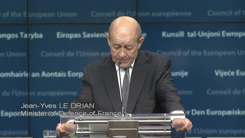 jean-Yves Le Drian Ministro difesa Francese